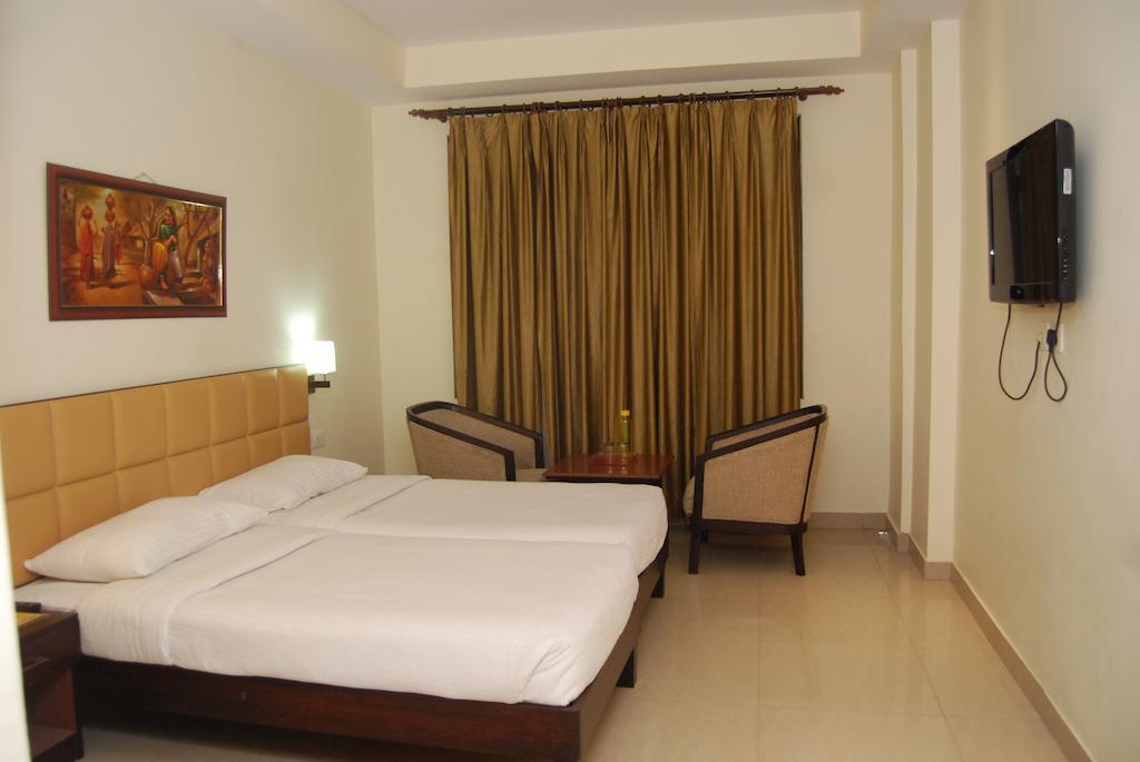 Hotel Golden Orchid Lucknow Room photo